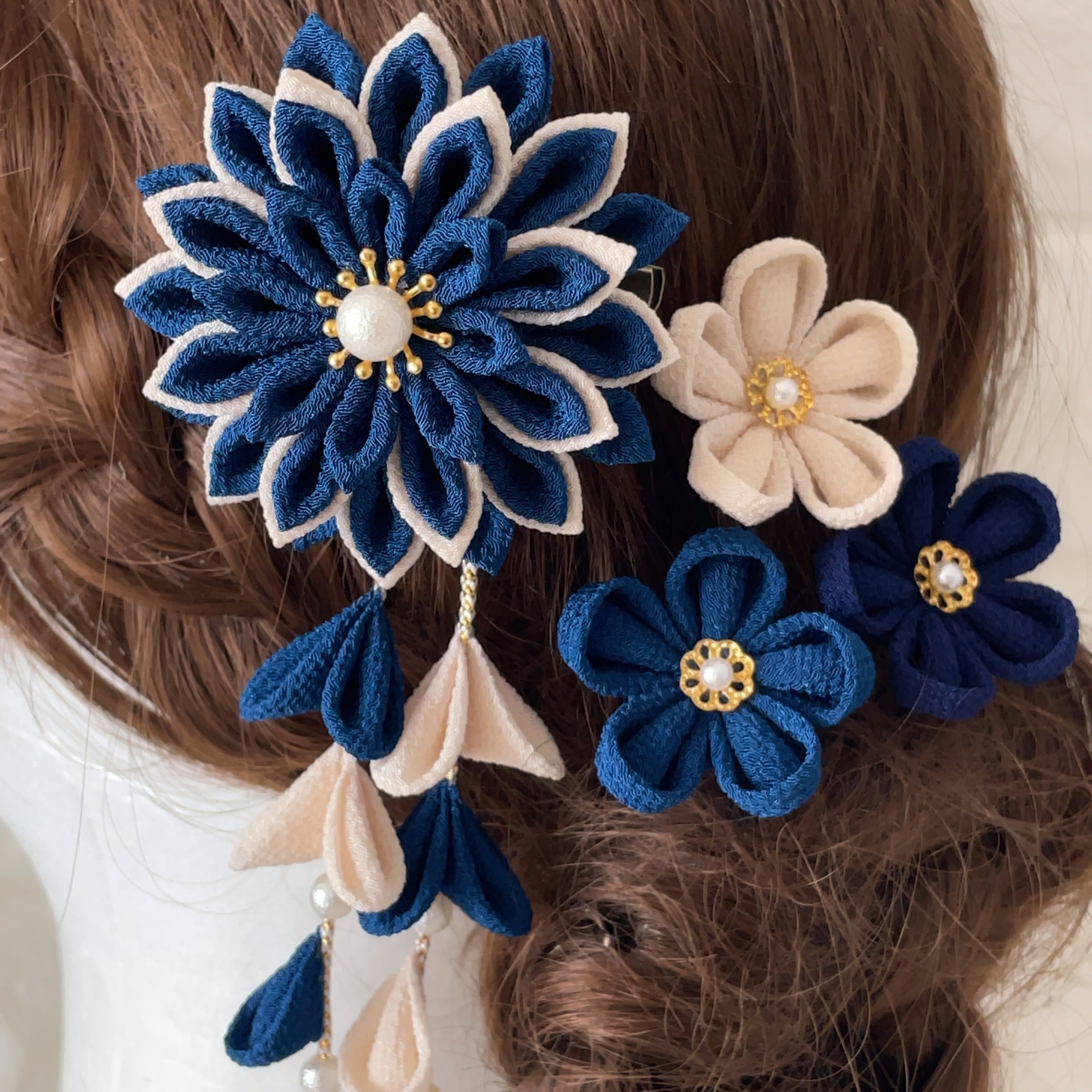 No.756 振り分け 豪華！白×青 ♡ 振袖髪飾り 成人式髪飾り 結婚 