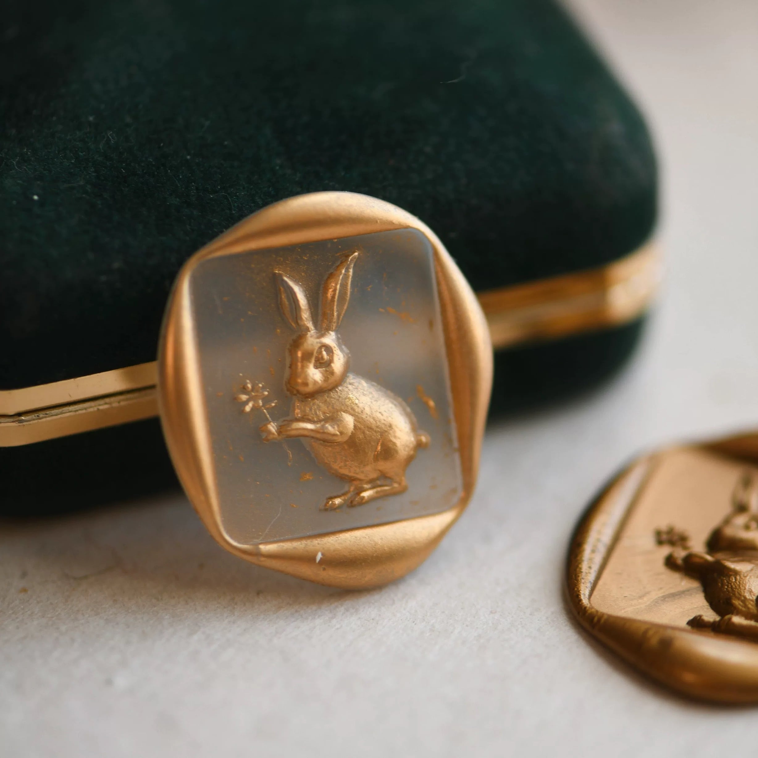 Rabbit 様　御確認用ページです。 一部店舗・WEB限定＞【Ball&Chain】D.M.RABBIT | AND ON JIONE