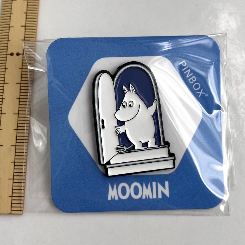 MOOMIN ピンバッジ ムーミン The door is always open | 京都の