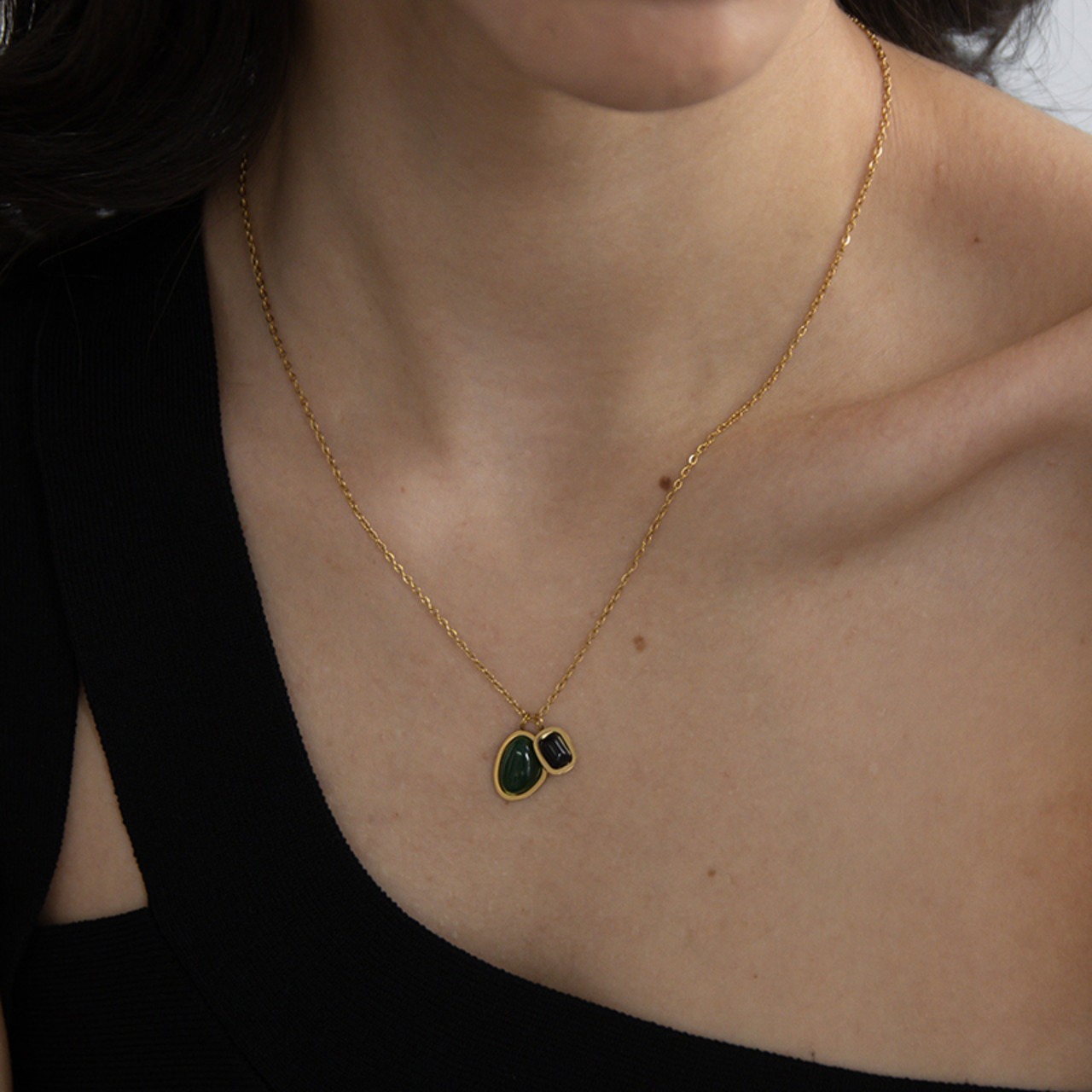 【ネコポス便】ネックレス 瑪瑙 天然石シンプルネックレス オニキス グリーン ブラック金属アレルギー対応 サージカルステンレス 華奢 レディース華奢 ネックレス シンプル ブラックオニキス パワーストーン 天然石 ペンダント 黒 緑 2291