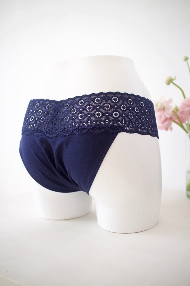 Punties* ローライズタイプ <ネイビー>