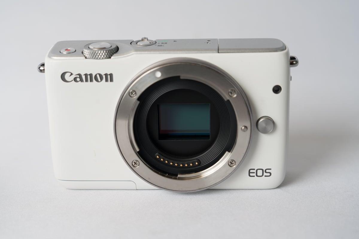 CANON EOS M10 15-45レンズセット キヤノン カメラ | studio 令宮 -REIGU-