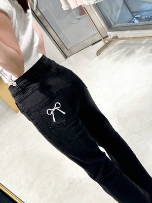 【再入荷】back ribbon flare denim(black)