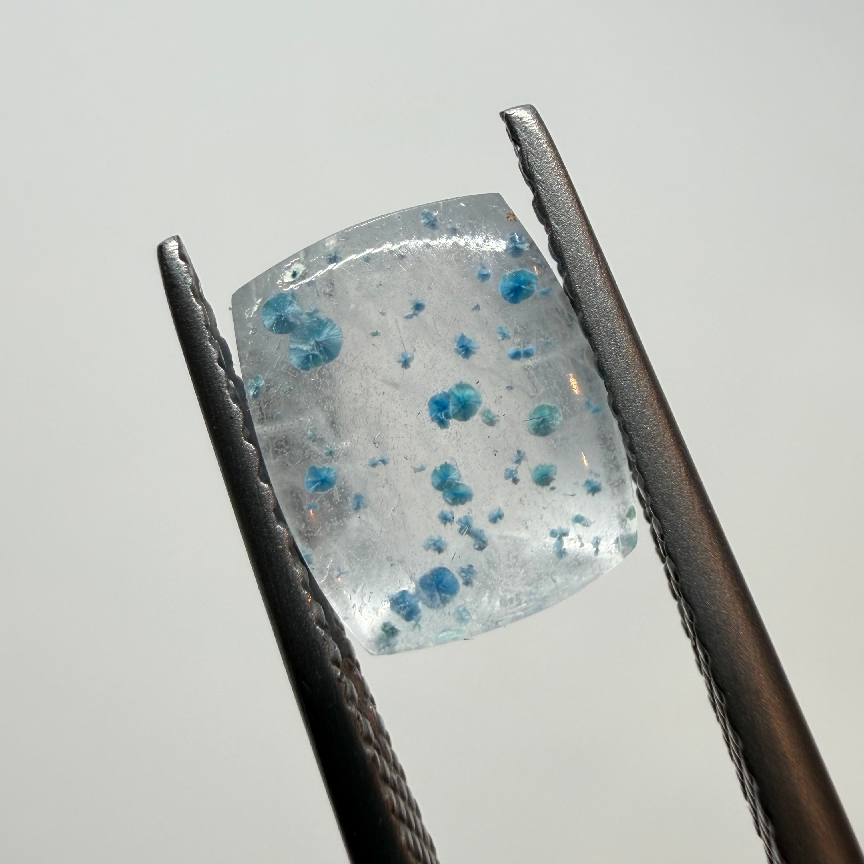 クオリティの高いギラライトインクオーツ