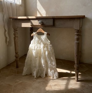 2472 flower frill dress/ ANNESHIRLEY