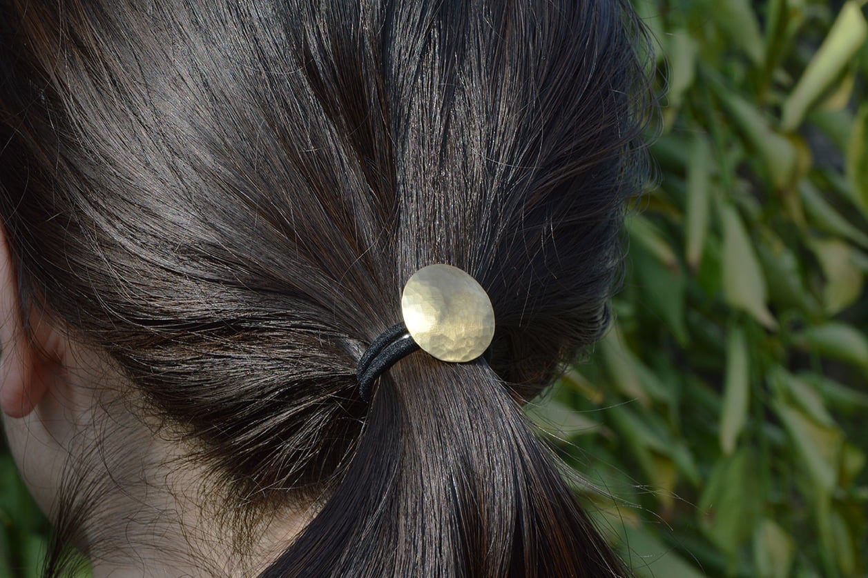 直販限定】形の髪飾り_ヘアゴム丸 / brass ［真鍮］ | UNODAISAKU