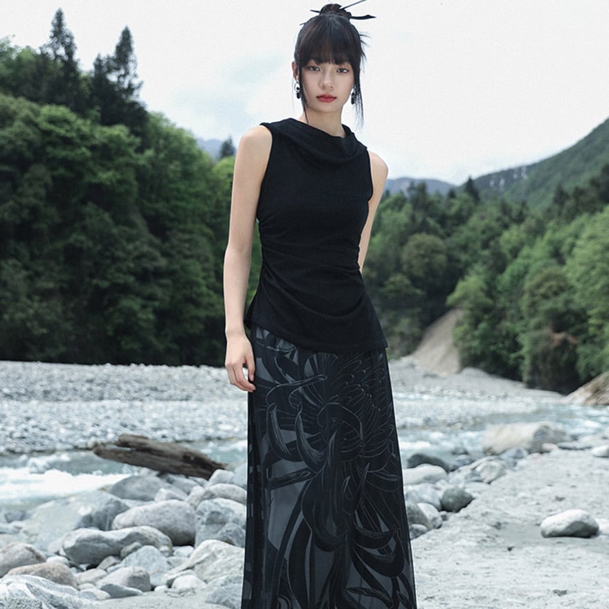 中華ゴシック  ノースリーブ ブラック フード付き 大青龍肆 夏服 20代 30代ファッション