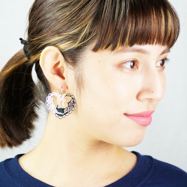 Rabbit in Heart Earring｜Silver