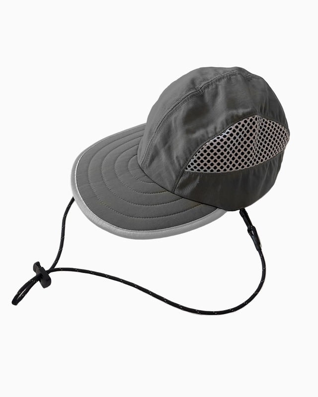 Manager In Training | Side mesh longbill 4panel cap | Charcoal (Detachable strap)