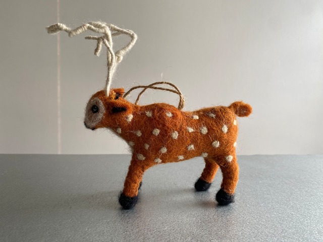 Dotted deer