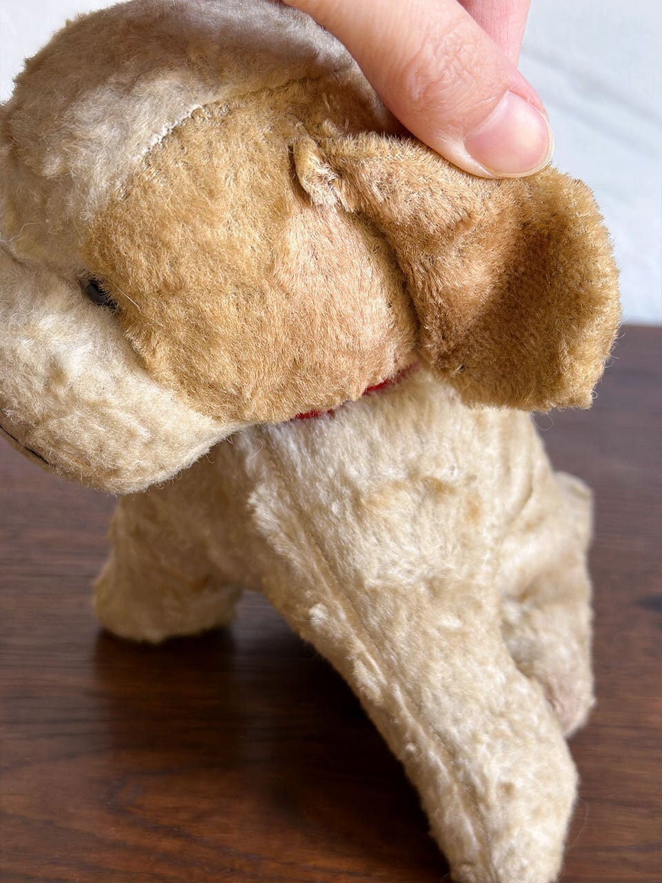 赤い首輪 子犬のぬいぐるみ | Brocante de La Cocotte （フランス