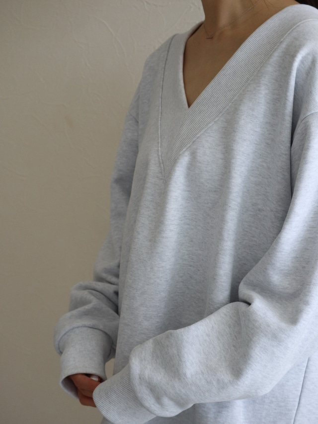 Hug Neck Sweat (light gray)