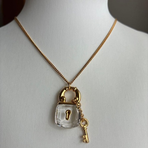 SWAROVSKI ネックレス #579