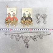 ベリーダンス 小物 まとめ売り 全8点 セット ファンベール ネックレス ピアス ケース 袋 ピンク系 練習 レッスン アクセサリー 小道具 華やか 白 黒 キラキラ ショート 短め 民族舞踏 ホワイト系 シルバー系