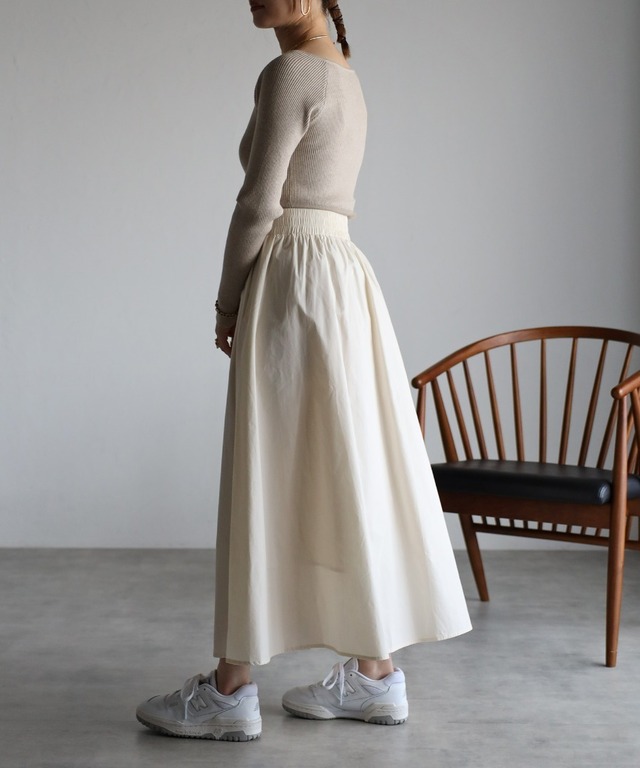 スクエアネックリブニットプルオーバー