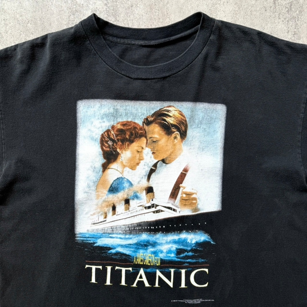 90s Titanic movie print tee  