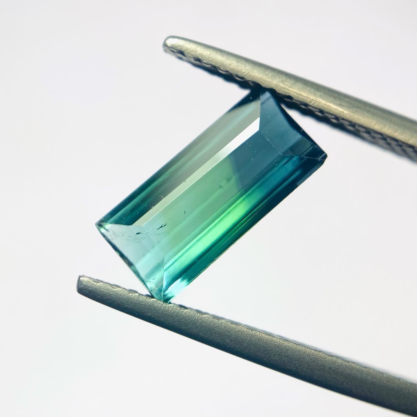 景色の見えるトルマリン4 森グラデーション