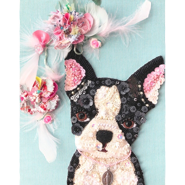 ビーズ刺繍（額装） Framed Bead Embroidery Art　"Let's play together !"　犬