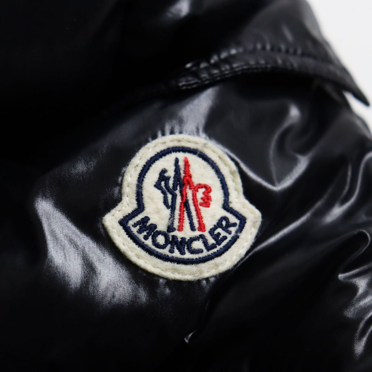 極美品●18-19AW MONCLER モンクレール MAYA GIUBBOTTO／マヤ ロゴワッペン WZIP フーデッドダウンジャケット ブラック 1 正規品 メンズ