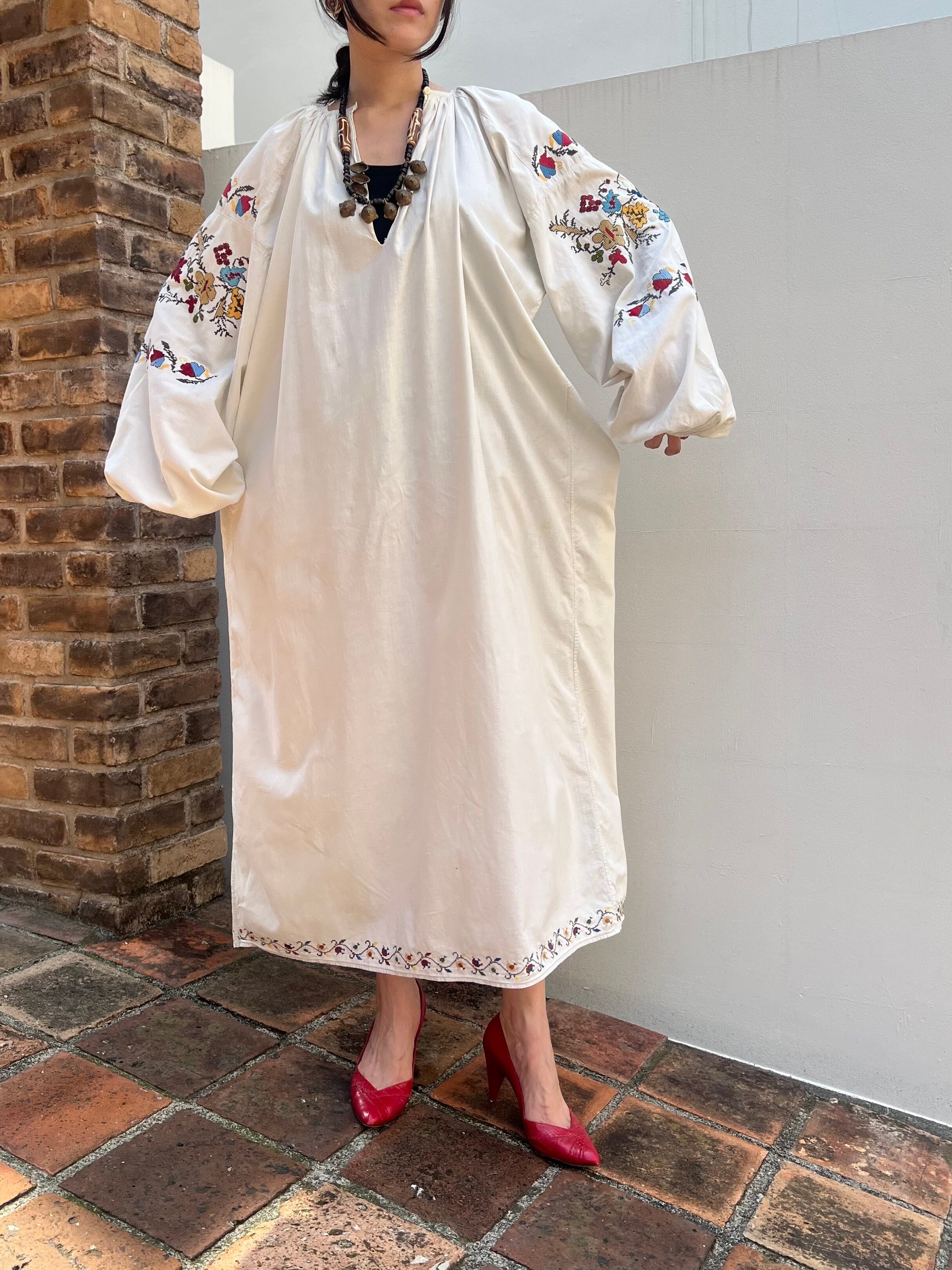 Vintage Ukraina multicolor floral embroidery white cotton dress 