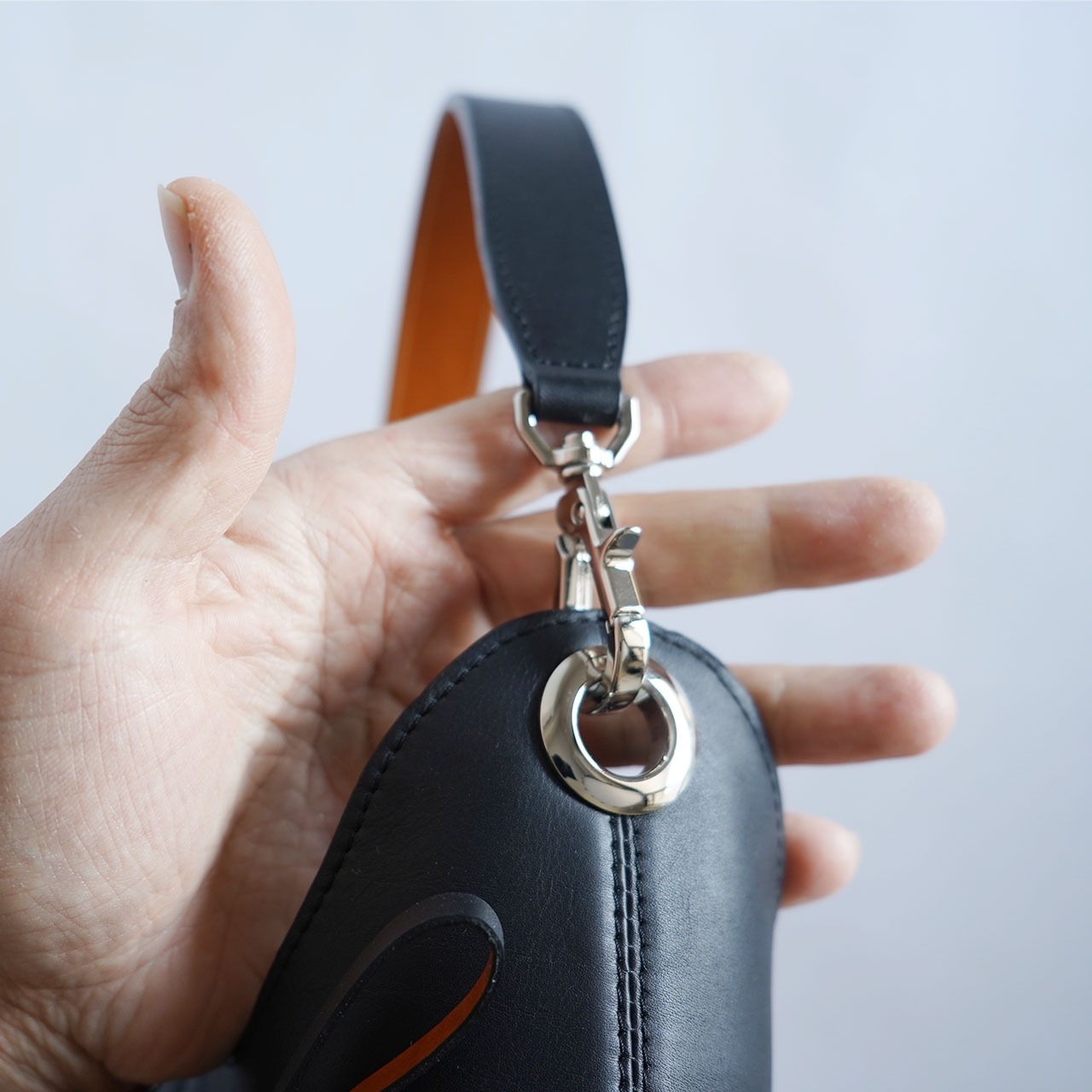 【本革】ミニバッグ|de’syu|ドイツカーフレザー× 卵型フォルム|・画像14