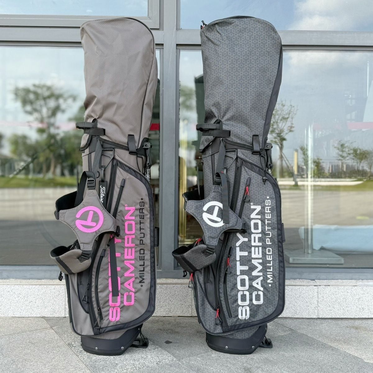 SCOTTY CAMERON スコッティキャメロン キャディバッグ 8.5型 スタンド