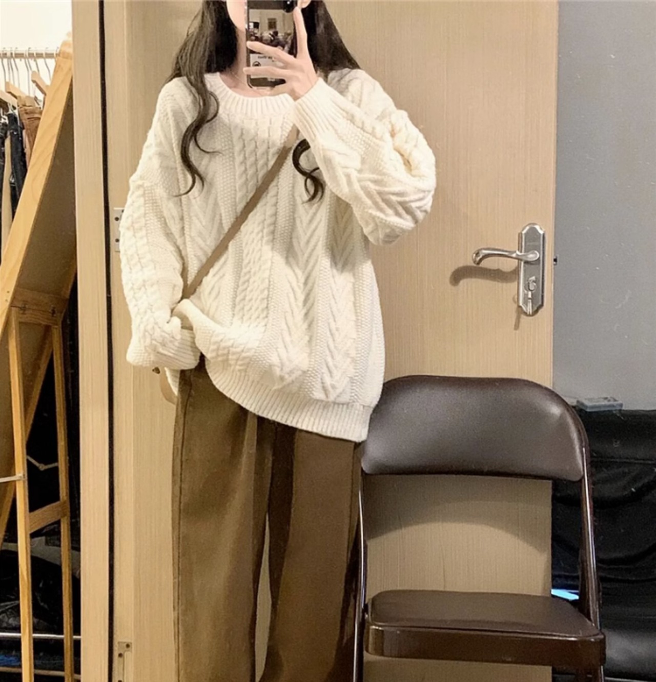 秋冬大活躍❤️オーバーサイズアウター可愛い色味でお出かけ 秋冬大活躍❤️オーバーサイズアウター可愛い色味でお出かけ