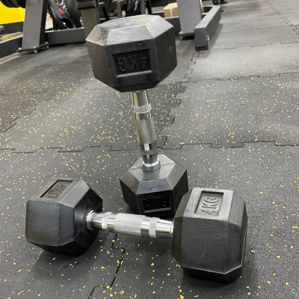ラバーヘックス  ダンベル　4kg 8kg 各２個 ラバー ヘックス ダンベル 4kg × 2個 セット | 筋トレ倶楽部 by LBGYM