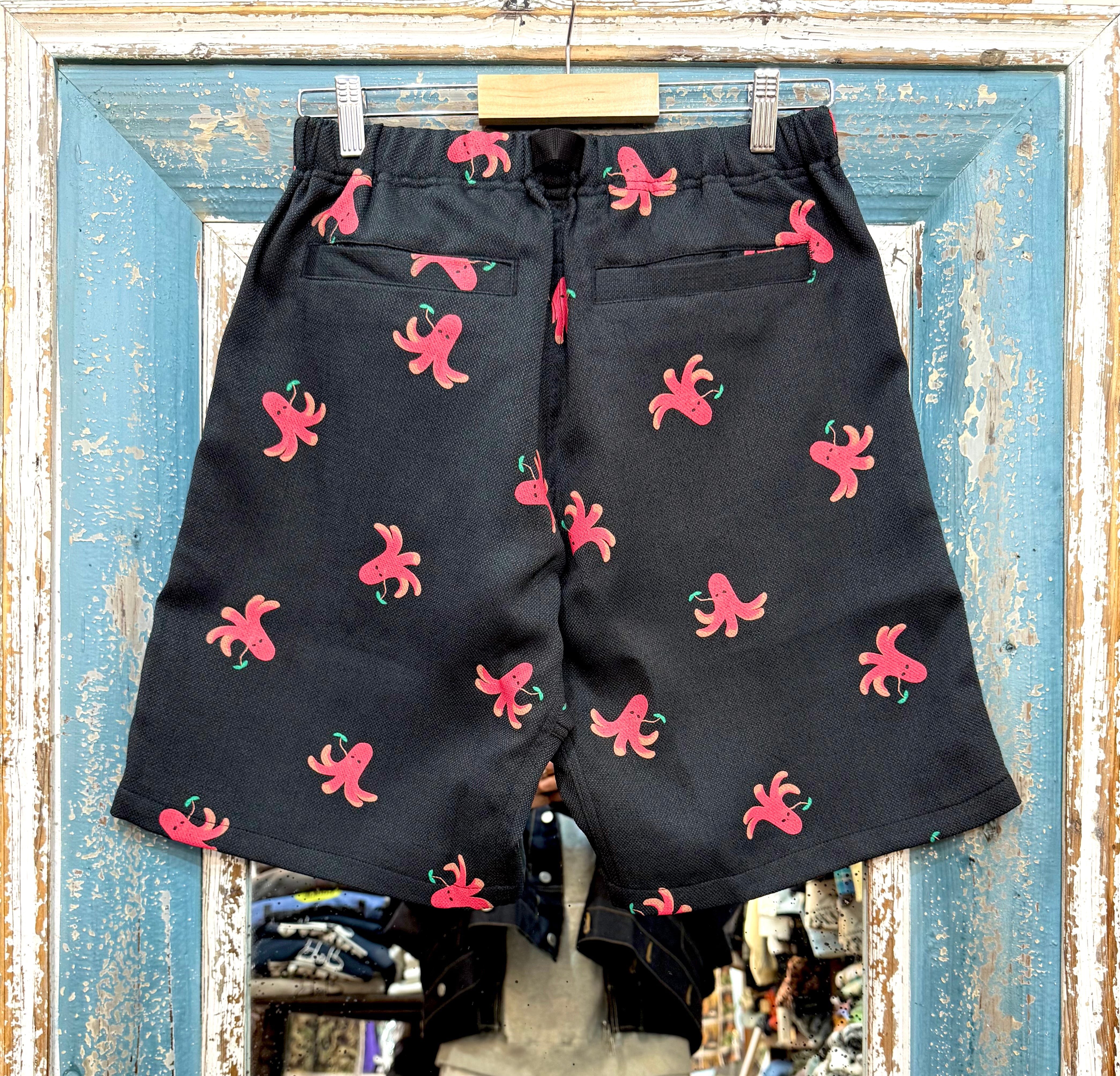 新品!5番 XLsize タコさんウインナー ショーツ ショートパンツ タコウインナー柄 ショートパンツ ※セットアップ可能 | andco