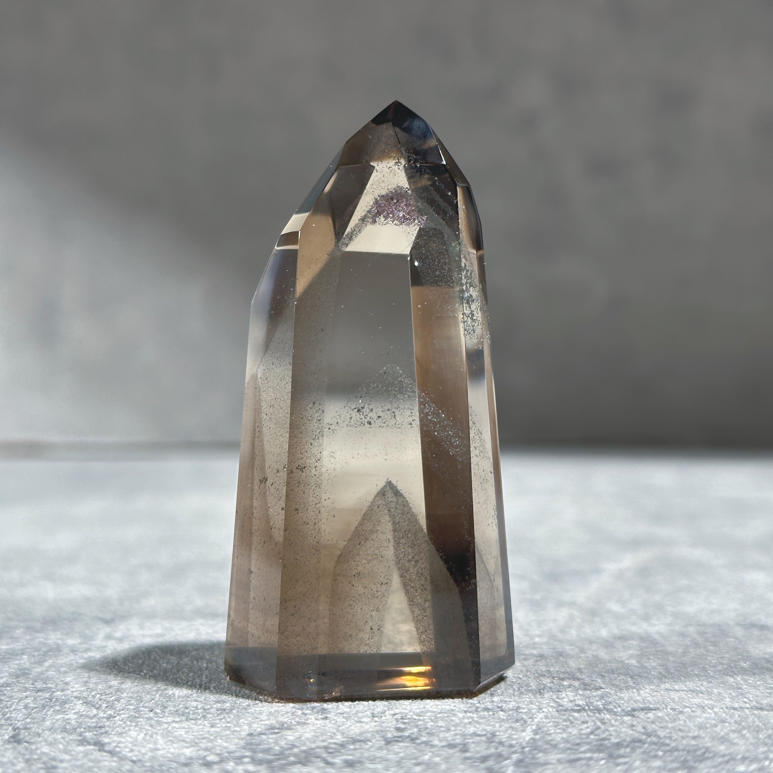 スモーキーファントムクォーツ タワー01◇ Smoky phantom quartz