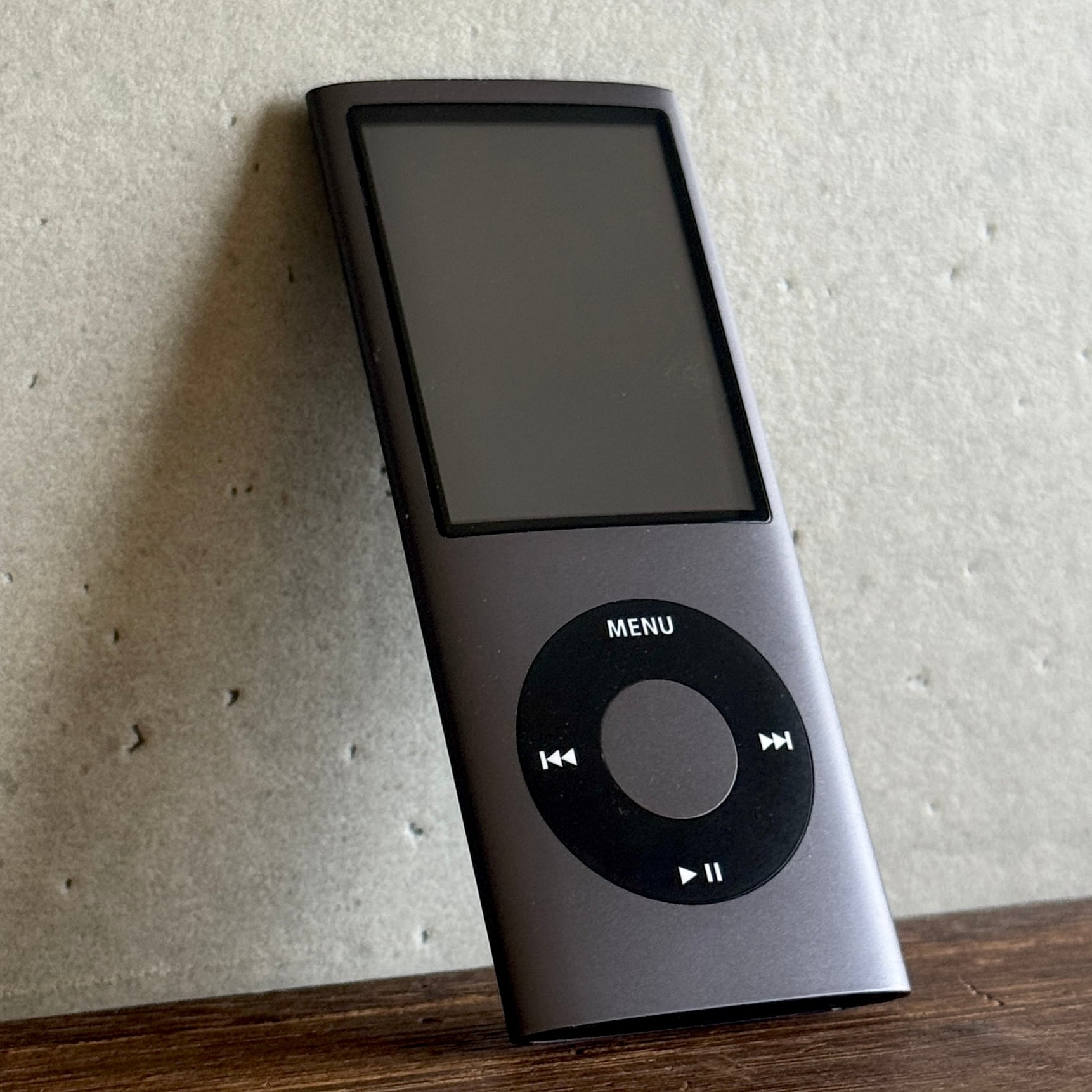 Apple iPod nano 4th 8GB | Happy Pod