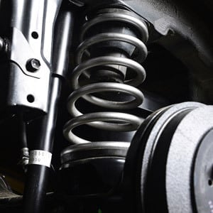 リフトアップスプリング　フォレストオート　クリッパー　u71 u72 Amazon.co.jp: FAF リフトアップスプリング 日産 NV100