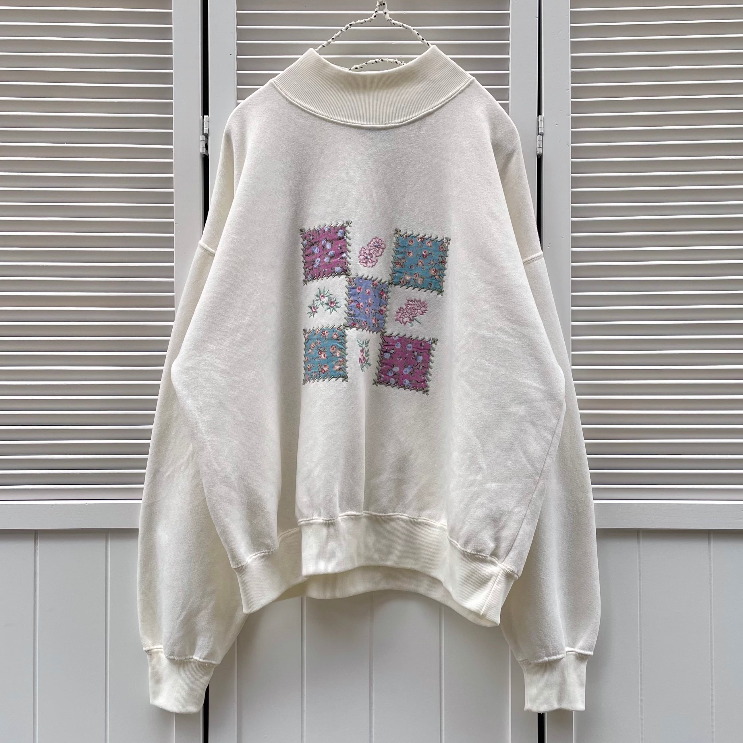 flower motif patchwork sweat〈レトロ古着 フラワーモチーフ パッチ