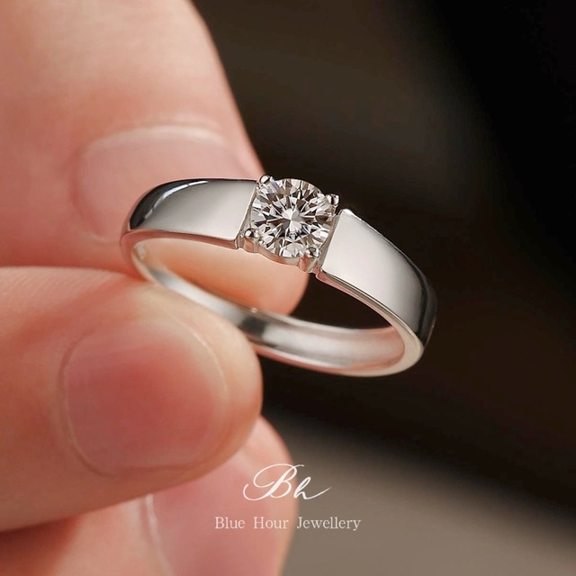 モアッサナイト 1.31ct エタニティリング 高炭素ダイヤモンド キラキラ 