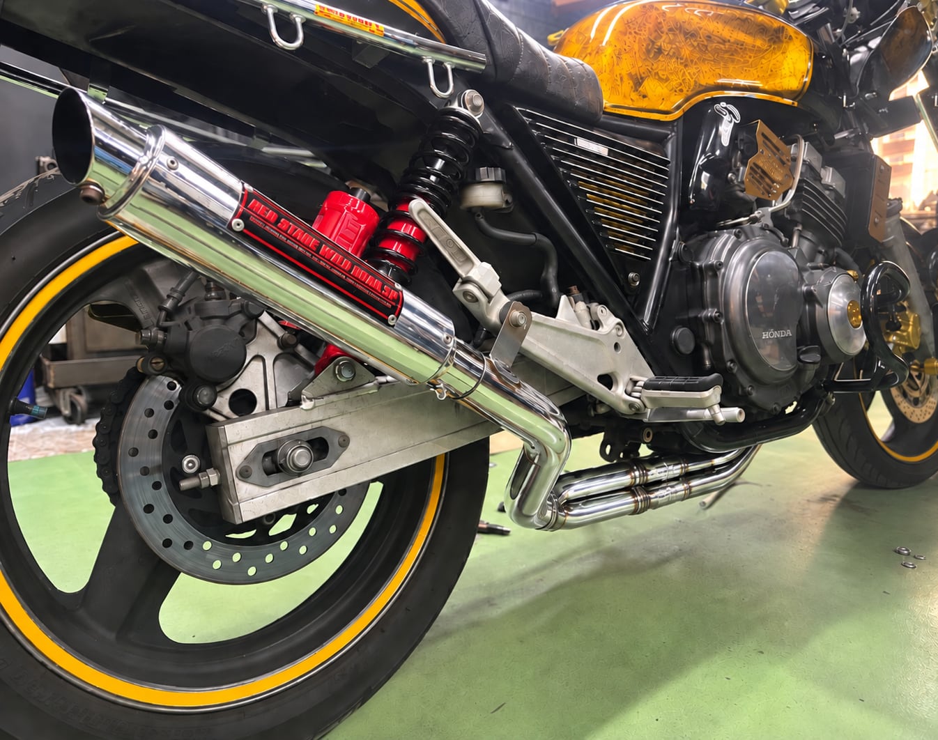 REDSTAGE CB400SF NC39 飛燕外伝 CB400SF NC39【飛燕外伝】 4-2-1オリジナルマフラー メッキ