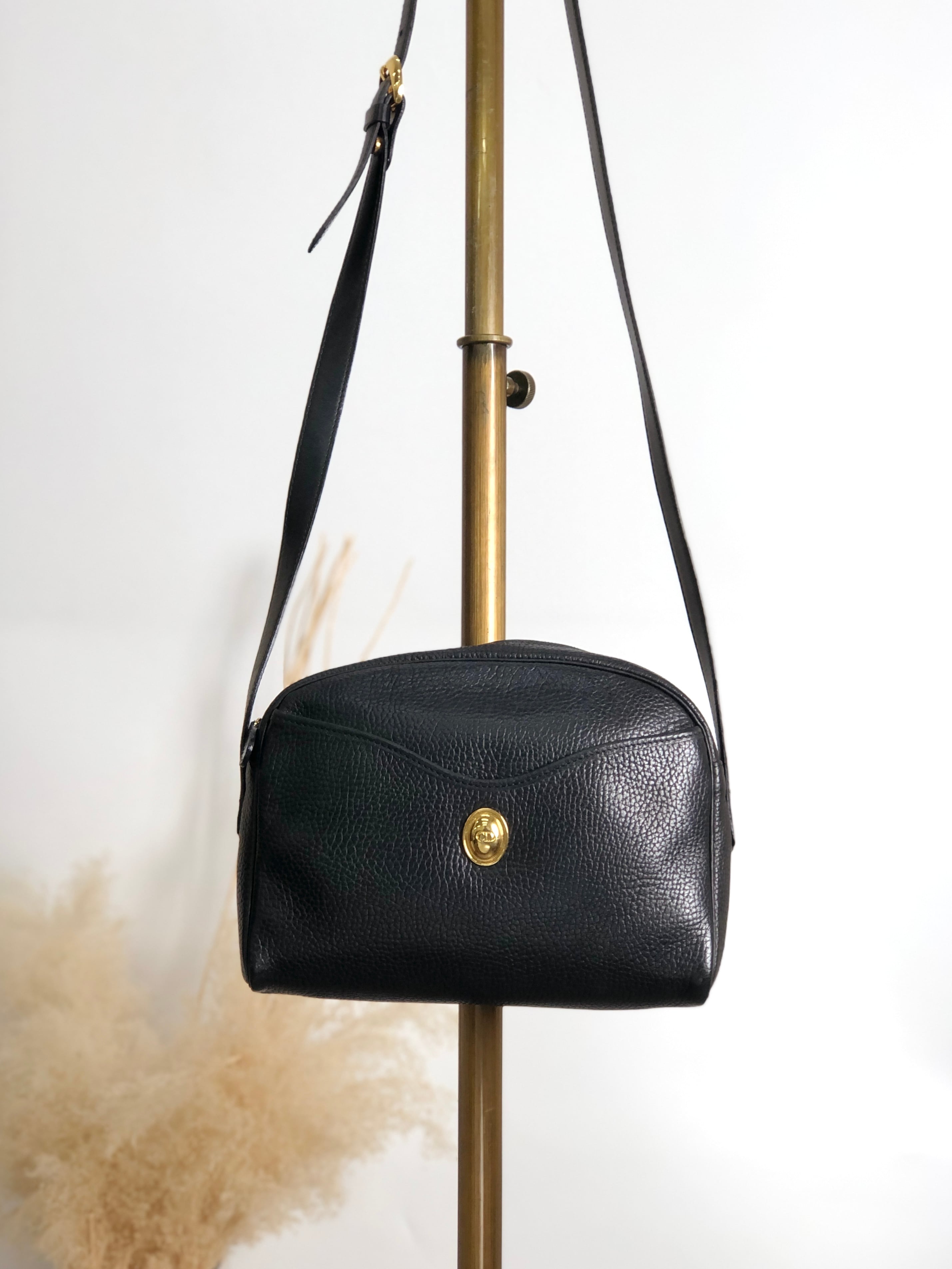 Christian Dior クリスチャン ディオール ショルダーバッグ ブラック
