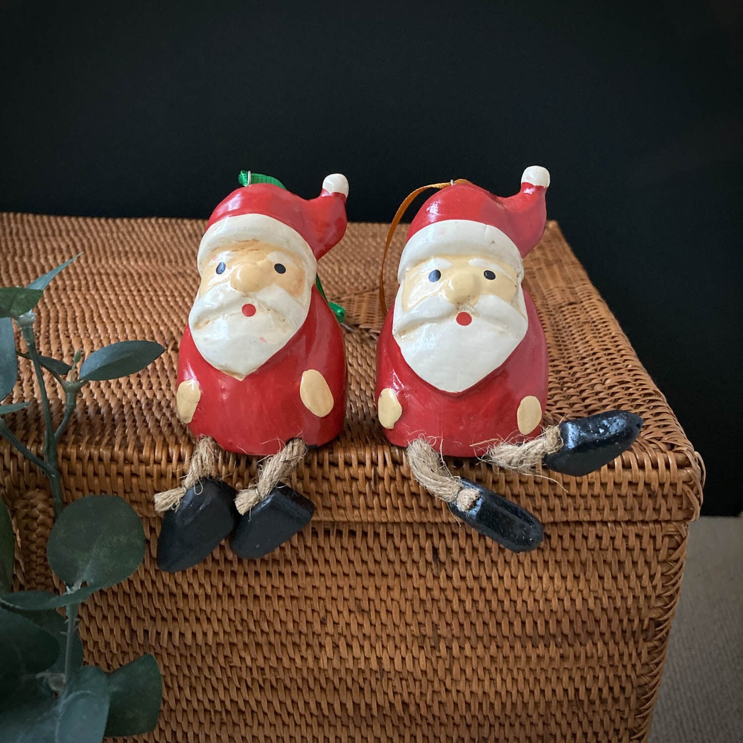 再入荷〉足ぶらぶらサンタのオーナメント | Dua-アクセサリーパーツ