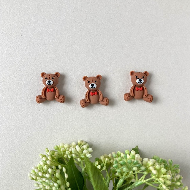 赤い蝶ネクタイのテディベアパーツ