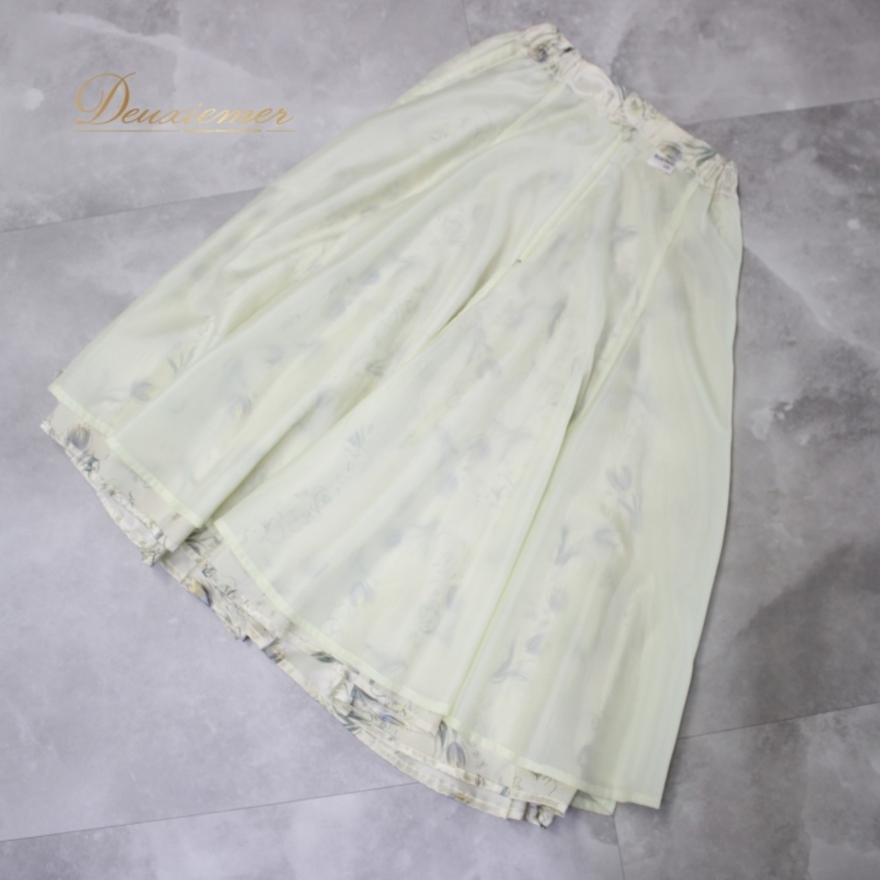 社交ダンス 衣装 スタンダード スカート レッスウェア 練習着 ROYAL DANCE by Chacott ロイヤルダンス チャコット イエロー系 ホワイト系 フラワー柄 おしゃれ 上品 光沢感 ストレッチ素材 柔らかい 体型カバー タイトフィット ブライズメイド 結婚式 お揃い ダンスパフォーマンス レッスン用 かわいい レディース