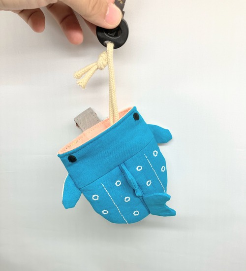 ジンベエザメ　キーホルダー　チャーム｜とりさん工房ーかわいいハンドメイドポーチ