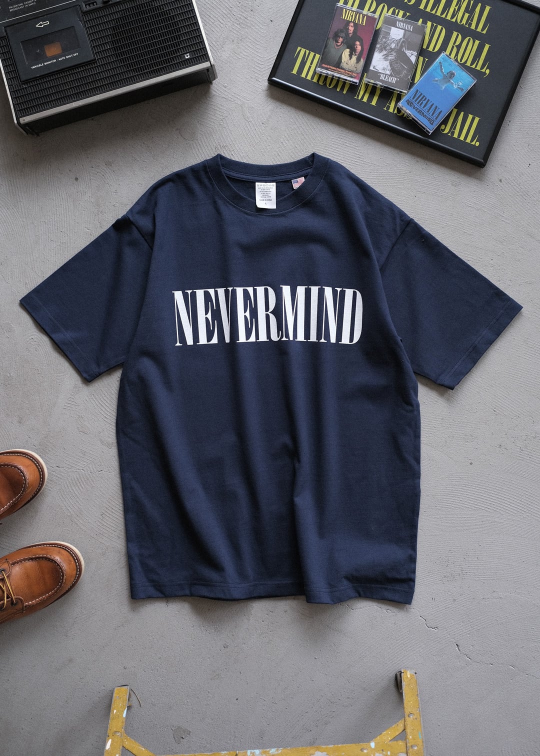 "nevermind" tee in navy