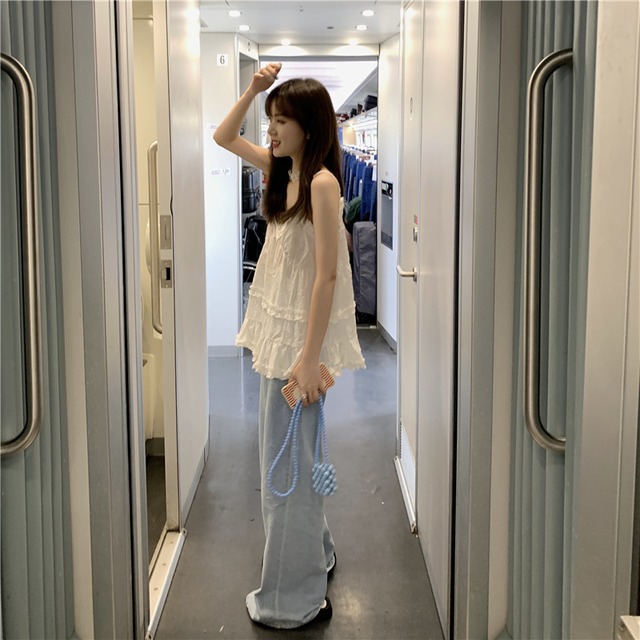 キャミソール トップス レディース ノースリーブ 袖なし Vネック フリル カラー ホワイト ブラック 白 黒 サイズ ワンサイズ キュート スイート 甘め 甘い 21 春 夏 10代 代 30代 ママ 学生 通学 通勤 Ol オフィス デート お出かけ