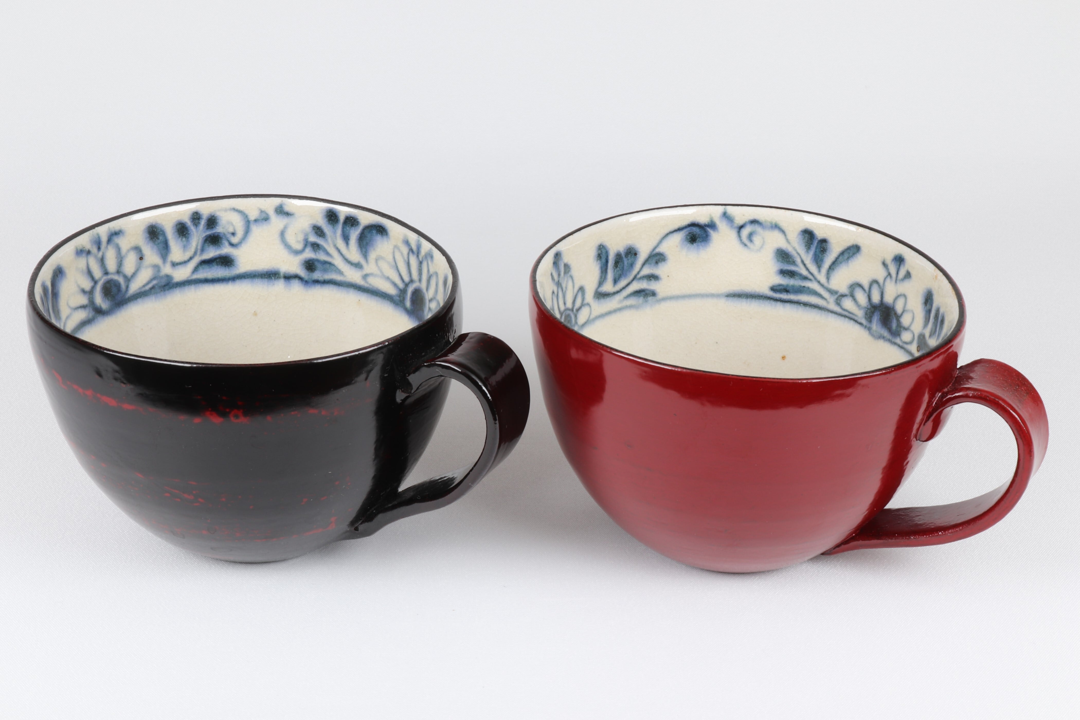 漆陶 カフェオレカップ 渕唐草 根来【B級品】