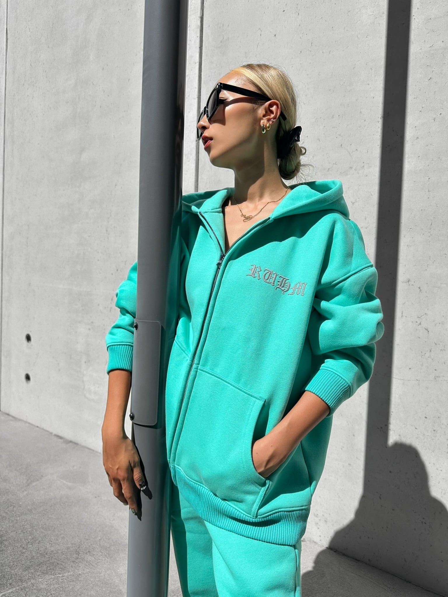 Ruhm3Dリフレクター刺繍バックロゴセットアップ | Ruhm