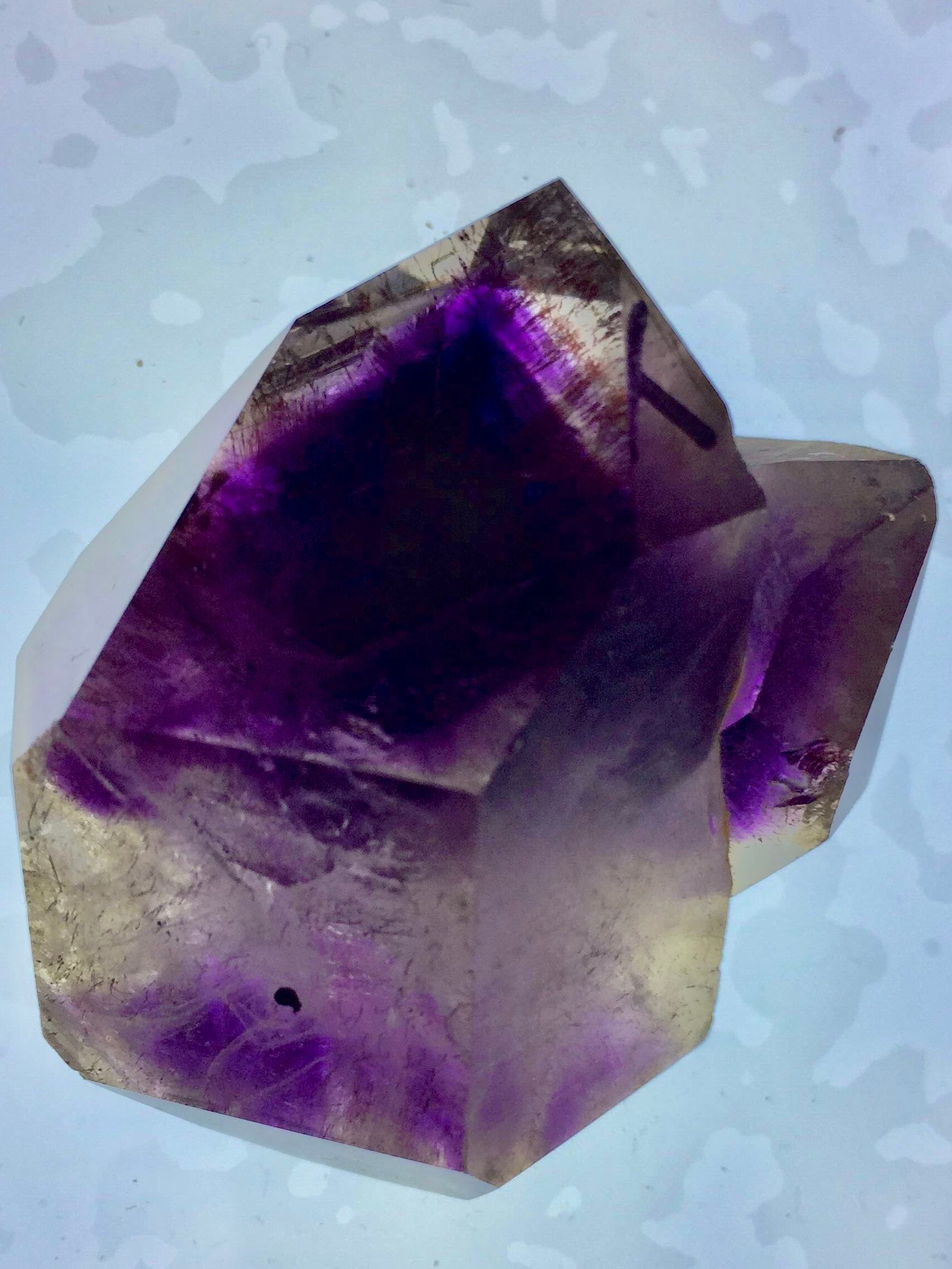 11) グリーン・アメジスト(プラシオライト)原石 | レムリアの太陽