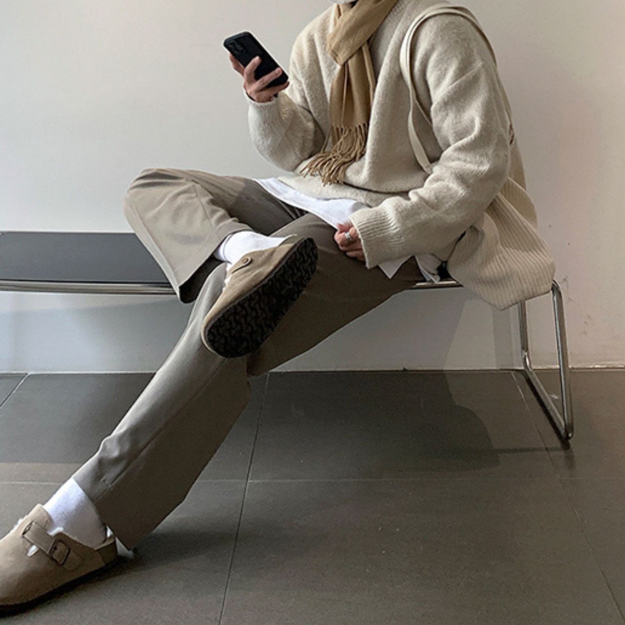 シンプルラウンドネックニット　MT0080360