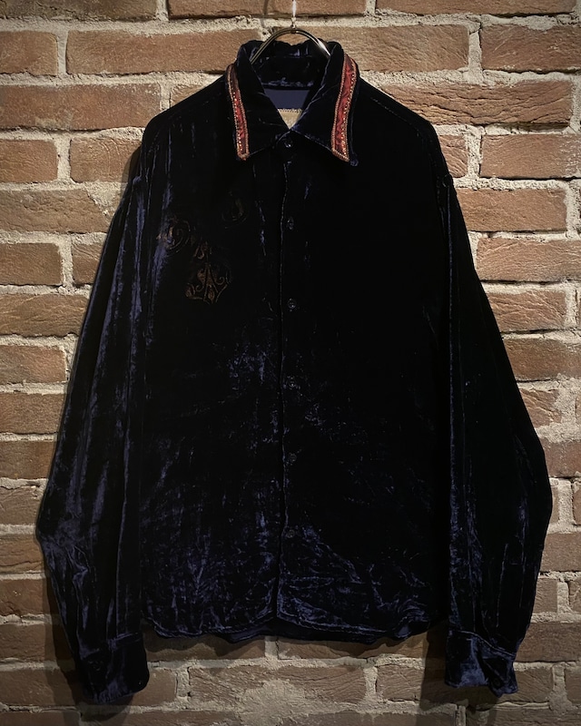 【Caka act3】Beautiful Euro Pattern Euro Vintage Loose Velour Shirt