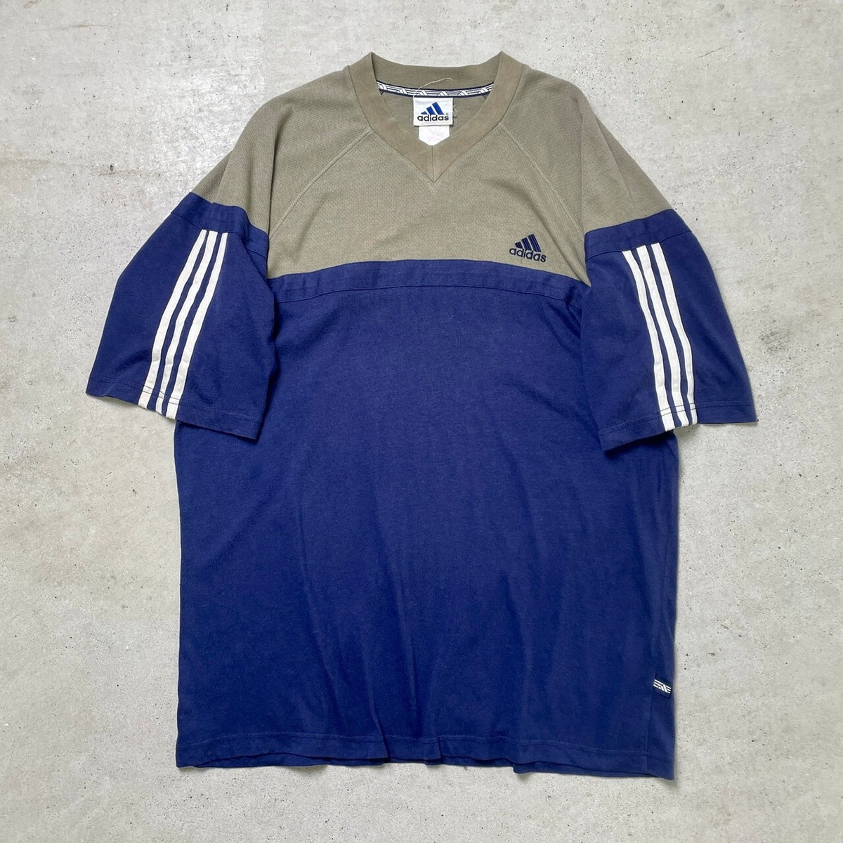 00年代 adidas アディダス 切り替えデザインTシャツ Vネック 