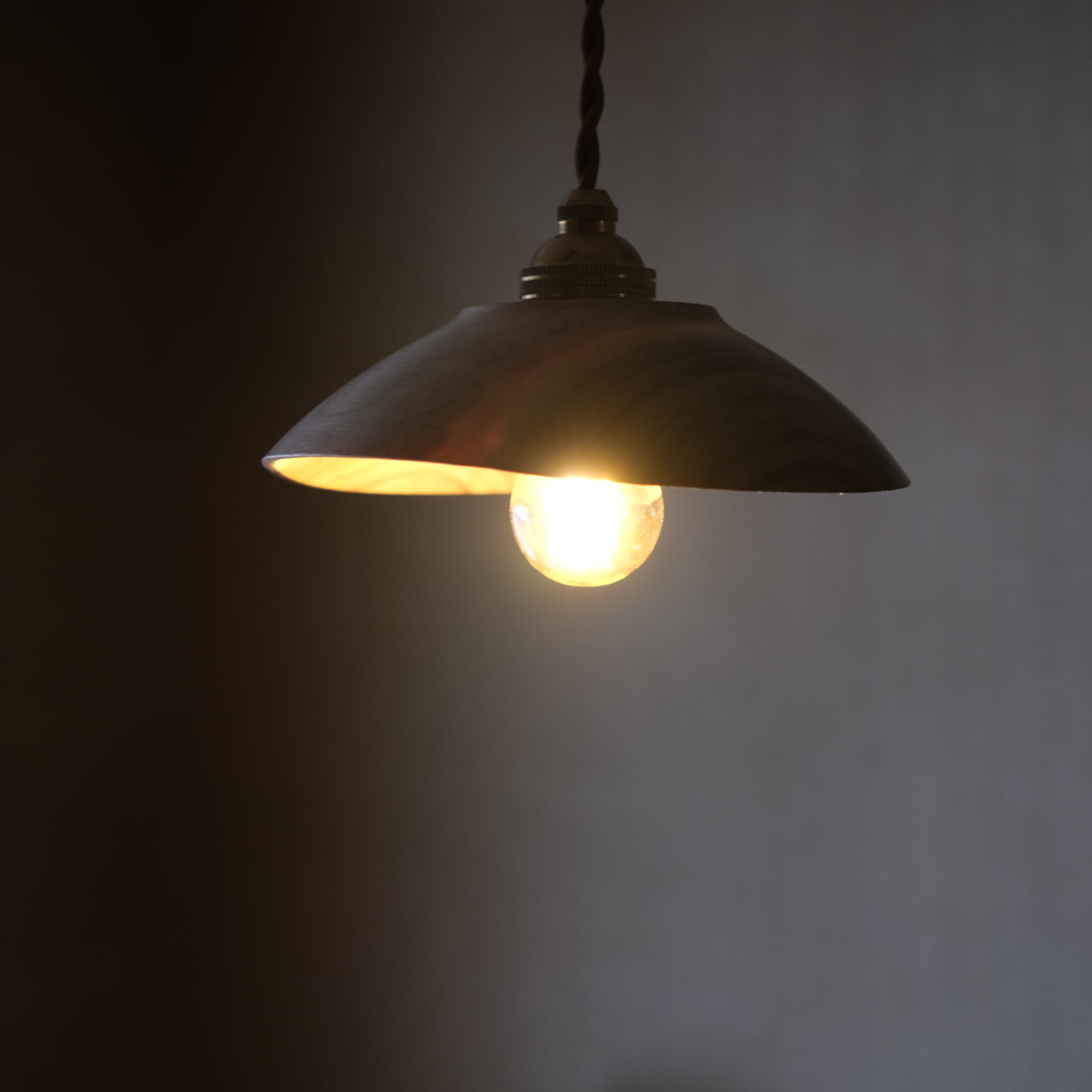 クルミ／lamp shade
