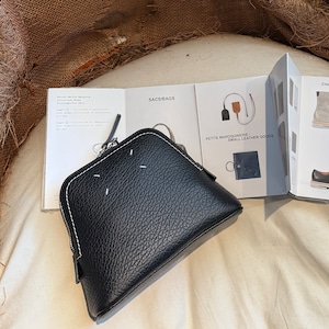 Maison Margiela【メゾン マルジェラ 】5AC BEAUTY POUCH (SB1WF0007 BLACK ) .